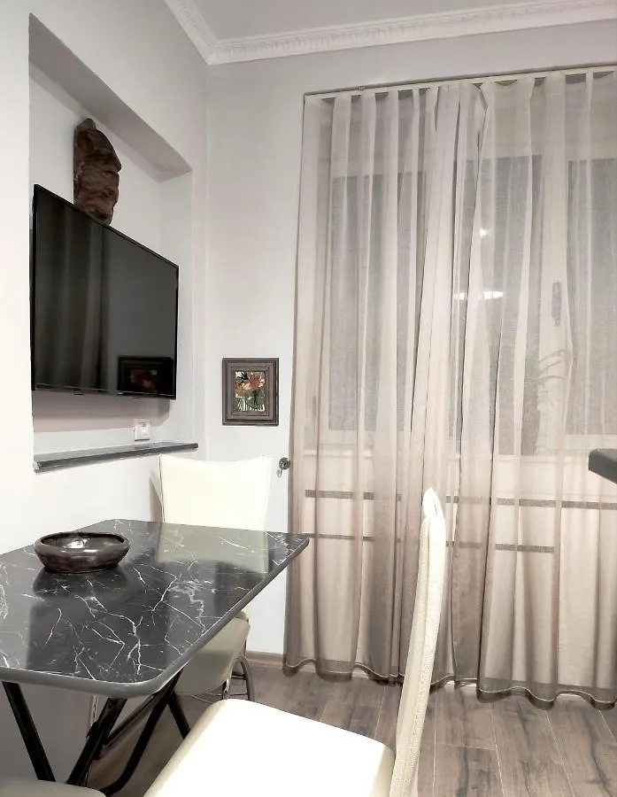 Tanners' Bridge Apartments Tirana
