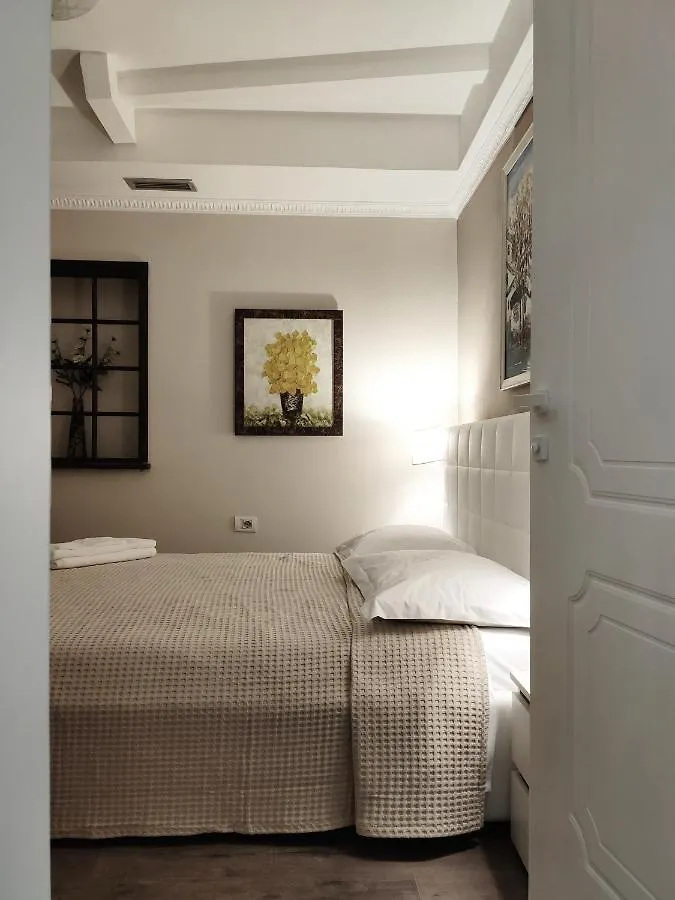 Tanners' Bridge Apartments Tirana 0*,